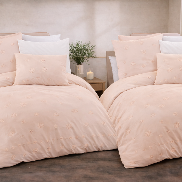 طقم 4 قطع موديل في 8 كبير لوتس