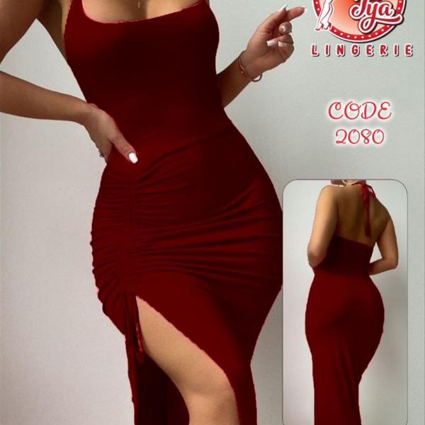 قميص طويل تيا سلسله ع الرقبه