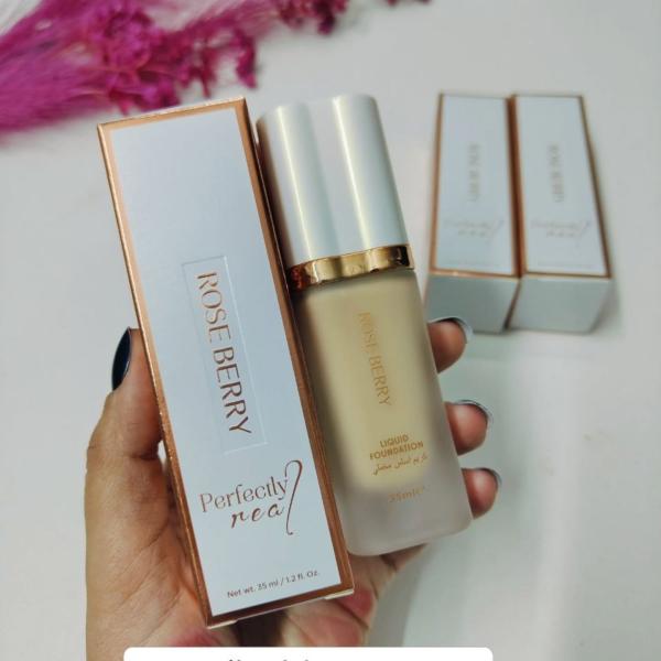 فونديشن روز بيري علبة ابيض* ذهبي RB-LF0964