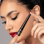 ديب لاينر توب فيس لونج لاست ووتربروف اسود فحمي A