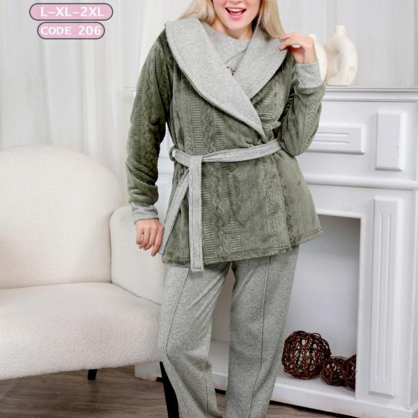 بيجامه بينك استار فارو 3ق كتابه ع الصدر