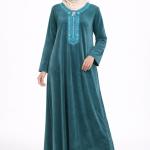 عباية كراون تطريز على الصدر قطيفة خاص